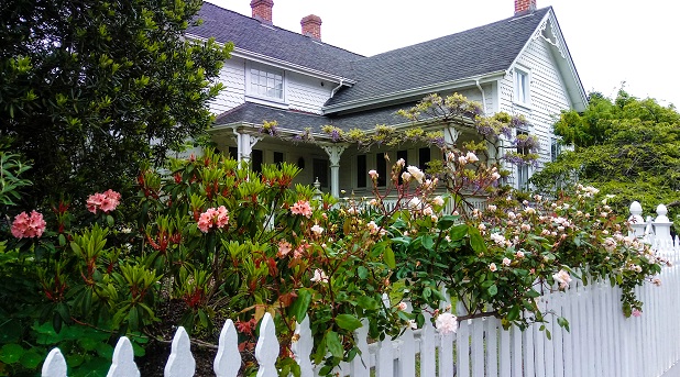 Village of Mendocino, CA